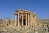 殿Baalshamin,巴尔米拉,叙利亚,2005年。可以追溯到公元前二世纪,公元131年重建。毁于今年8月
