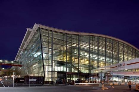 Queen opens Rogers’ T5 – images | News | Building Design