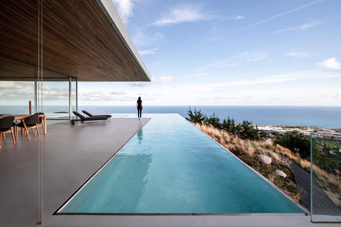 What made this project… Barcelona House by Strom Architects | Features ...