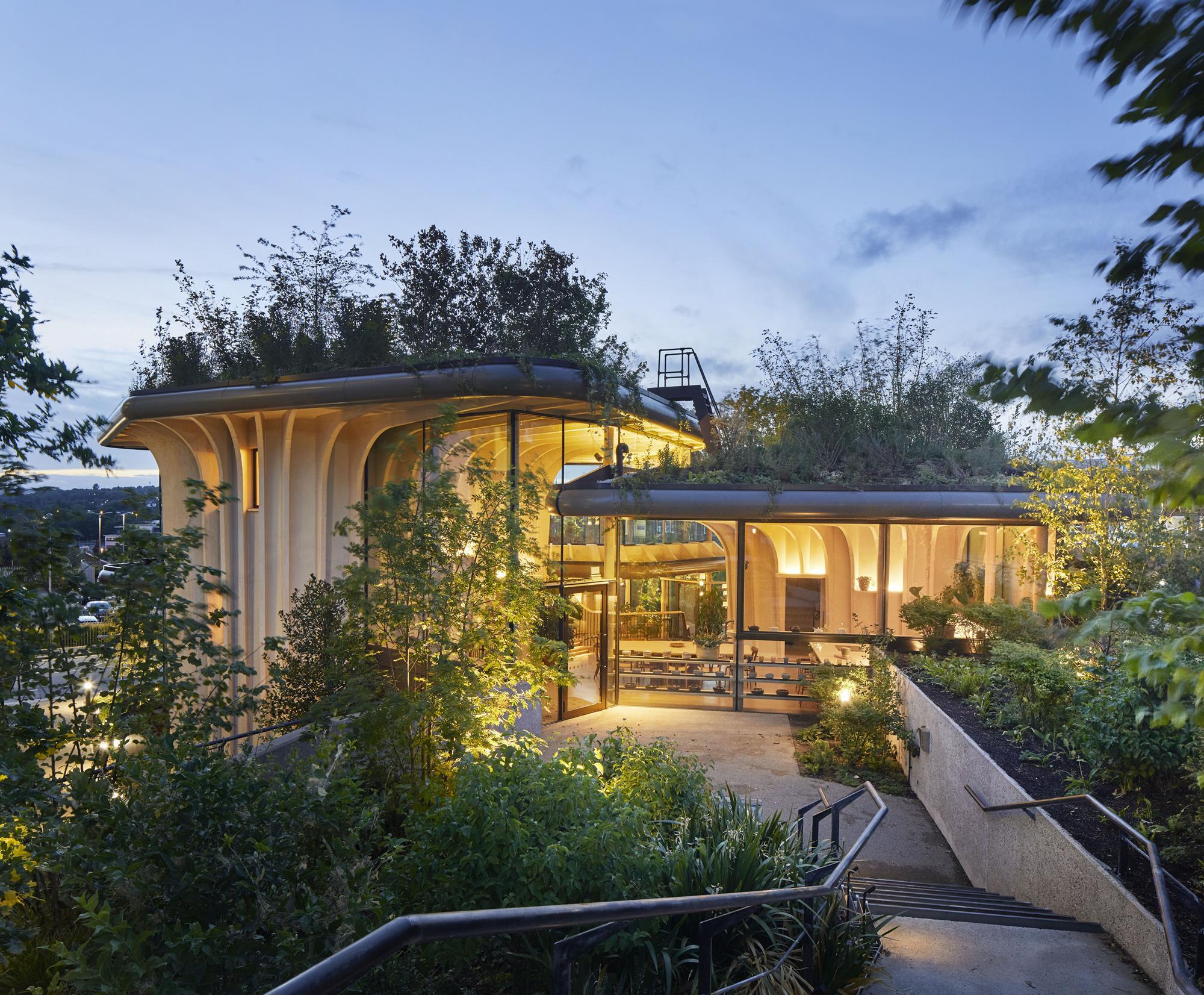 Heatherwick’s Leeds Maggie’s Centre completes News Building Design