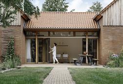 solarlux-glas-faltwand-woodline-ref01812-8948