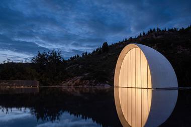 syn-architects-the-hometown-moon-07-night-view-the-moon-installation