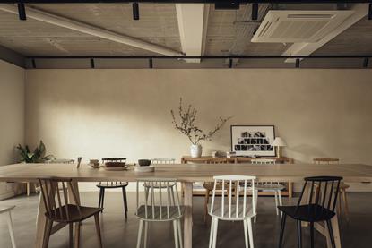 McLean-Quinlan_Studio_Winchester_Photography-by-Jim-Stephenson_1