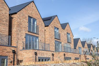 7Z6A7039.jpg Cedral roofing Kidlington for Aquinna Homes view with several homes