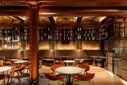 RoyalAlbertHallArtistsBar-5-1330x831