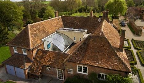 Spratley Studios' conservation extension in the courtyard of Blewbury Manor in Oxfordshire