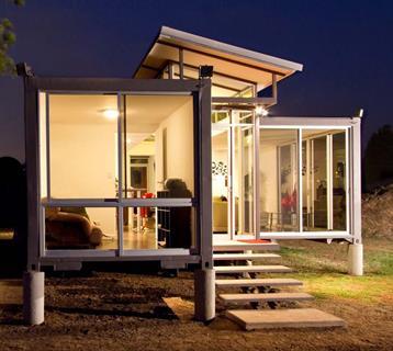 Benjamin Garcia Saxe Architecture's house from two shipping containers