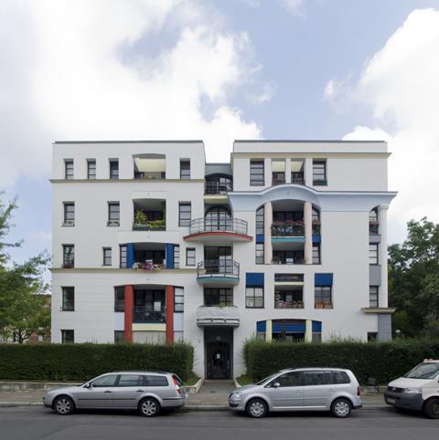 IBA-87-Berlin-007-9-Rob-Krier-Stadtvilla-Rauchstr