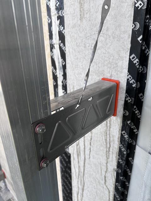 EJOT CROSSFIX Konsole SML