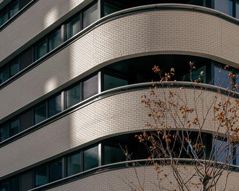 Wembley_Howells_©Greg Holmes_4