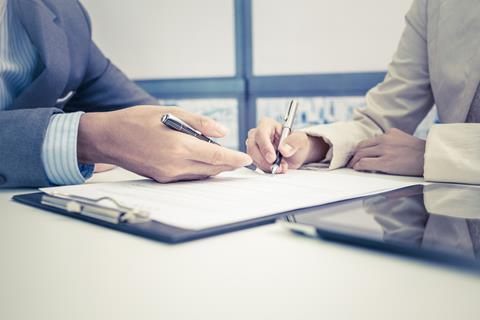 Contract shutterstock 23