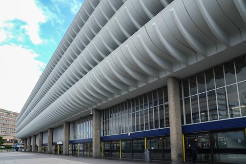 shutterstock_2560851865