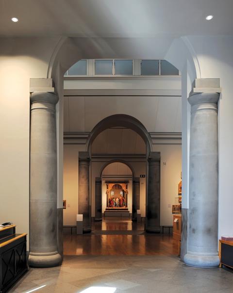 National Gallery Sainsbury Wing by Venturi Rauch and Scott Brown