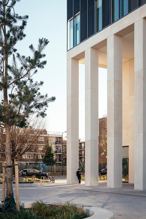 3. FaulknerBrowns Architects - Britannia Leisure Centre - ©Jim Stephenson