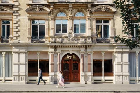 Studio Moren Hyde London City Leydi Exterior high ©Ennismore & Heiko Prigge
