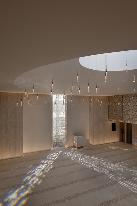 Majid Al-Futtaim Mosque_Prayer Hall_Client_2