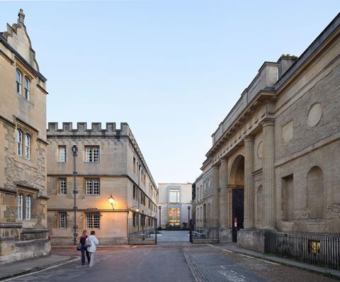 Wright+Wright_Corpus Christi College_Oxford_UK_©Hufton+Crow_074.jpg
