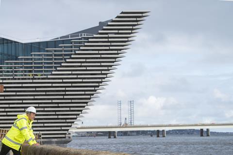 Kengo kuma on site at his vand a dundee