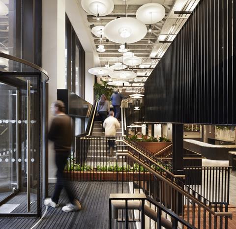 Pall Mall internal entrance