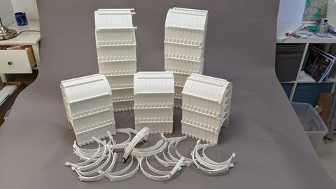 Make 3D prints PPE visor bands