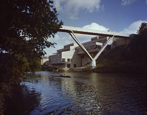 Dunelm House was constructed between 1964 and 1966 to designs by Richard Raines of the Architects’ Co-Partnership, under the supervision of Michael Powers. 