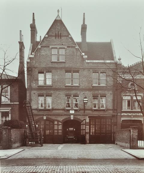 1.-Peckham-Road-Fire-Station-1905.-London-Metropolitan-Archives-City-of-London