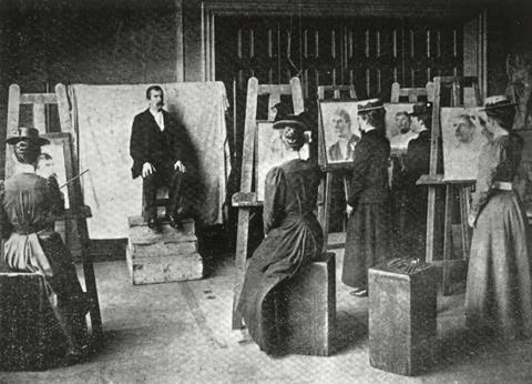 Life drawing classes in 1901