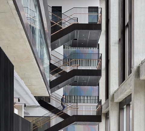 05_Hufton+Crow.jpg - Adam Smith Building (University of Glasgow) by Hassell - Atrium stairs in as viewed from Level 2