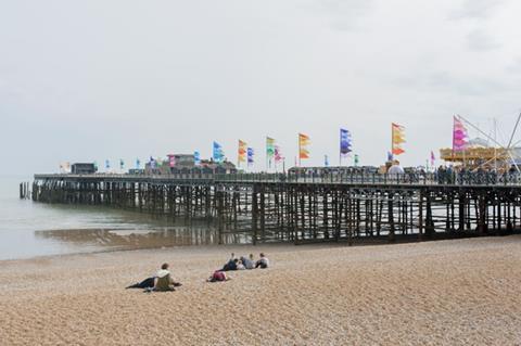 Hastings Pier by dRMM