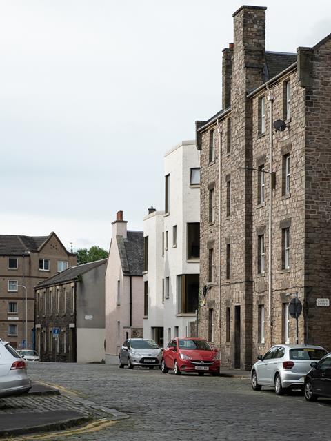 Simon Square by Fraser/Livingstone Fredrik Frendin
