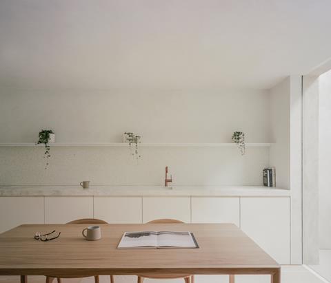 Elizabeth-Mews-Trewhela-Williams-Lorenzo-Zandri-06_web