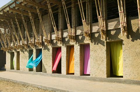 METI facade©Kurt Hoerbst