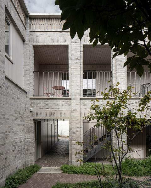 Lavender Hill Courtyard Housing_221_Johan Dehlin_ORIGINAL_2