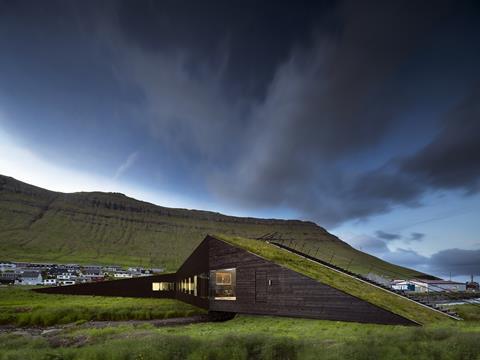 Henning Larsen's Eysturkommuna town hall in Nordragota, Faroe Islands