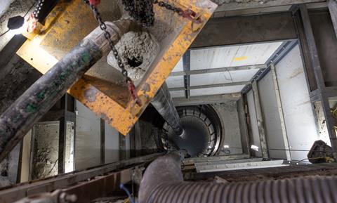 Holborn Viaduct concreting pile