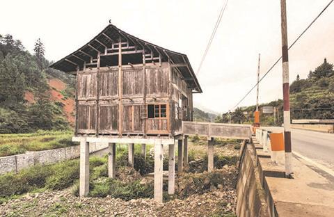 Highway House, Wooden House © John Lin