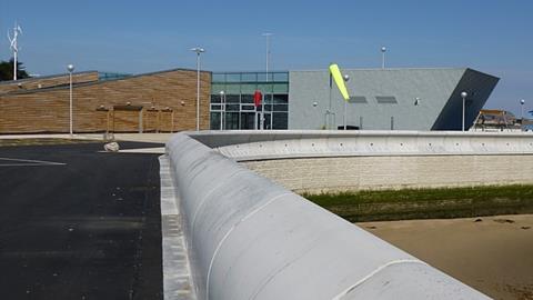 colwyn-bay-waterfront02