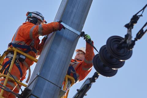 Power supply upgrade on the east coast main line