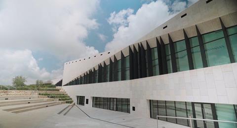 Heneghan Peng_akaa-2019-winning-project-palestinian-museum_close