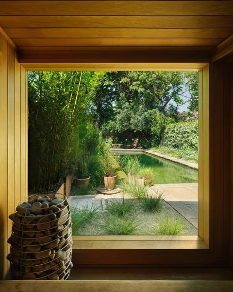 Mosley-Thorold_De-Beauvoir-House_Sauna©Ollie_Tomlinson-5