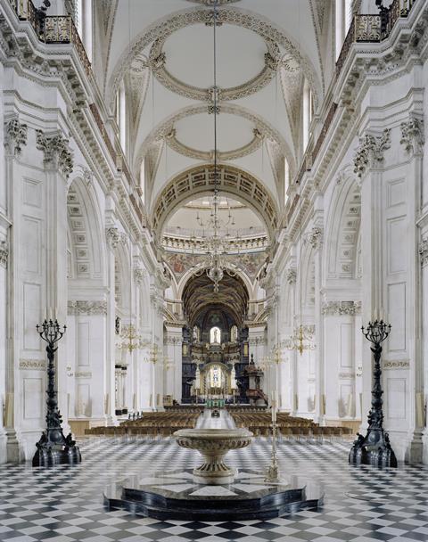 Peter Marlow, St Paul_s Cathedral, 2011 © Peter Marlow Foundation_Magnum Photos