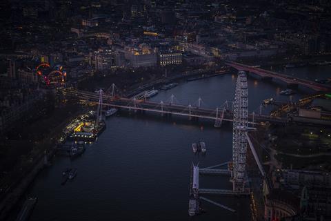 Golden Jubilee Footbridges_Illuminated River © Jason Hawkes