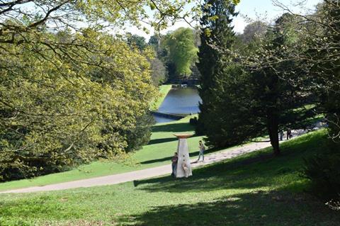 Fleafolly's bathing house folly