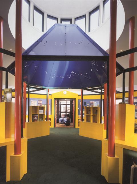 Bishop Wilson School Library_Chelmsford_by Colin St John Wilson_BWL_interior_with zodiac constellation_copyright HE