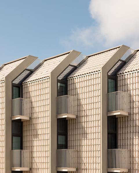Studentville 02_andre kong studio_Lourenco T Abreu