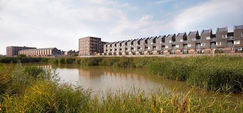 Sheppard Robson's Ripple Gardens development at Barking Riverside. The apartment building that caught fire is at the far left.