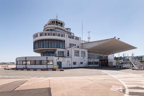 Norman and Dawbarn's 1939 Elmdon terminal building at Birmingham Airport