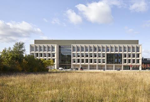 03_Hassell_UsherBuilding_Hufton+Crow