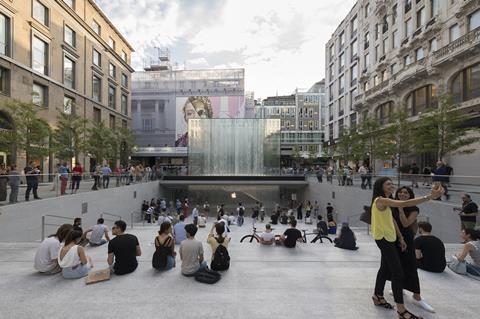 Foster & Partners' Apple store in Milan. The amphitheatre aims to create a new social hub in the heart of the city.